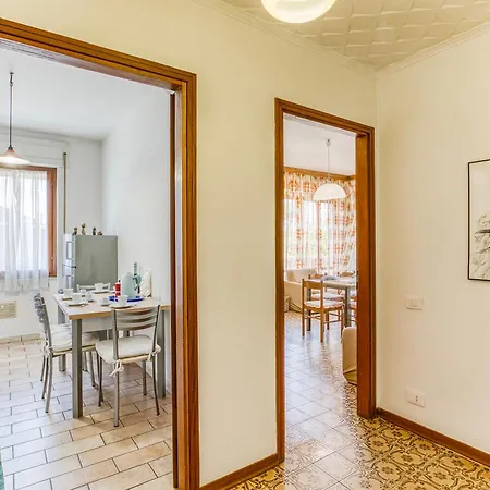 Casa Arno 500m From - Happy