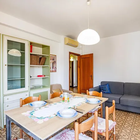 Casa Arno 500m From - Happy