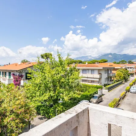 Casa Arno 500m From - Happy