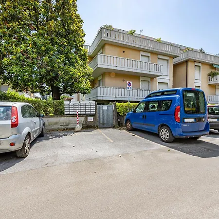 Apartment Casa Arno 500m From - Happy